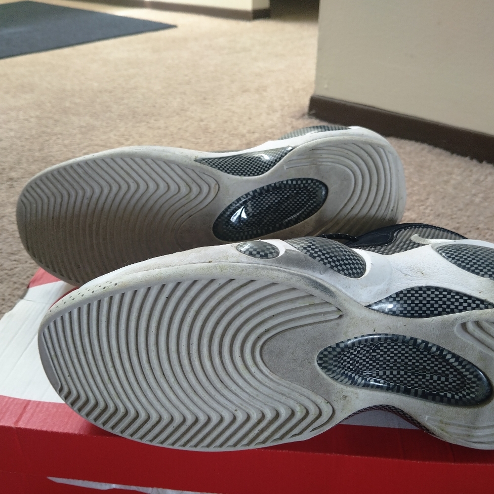 MEN SHOES